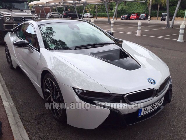 Rental BMW i8 Coupe Pure Impulse in Aéroport Chambéry Savoie Mont Blanc (CMF)