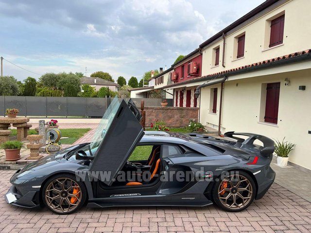 Rental Lamborghini Aventador SVJ in Courchevel